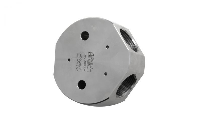 Distributor 3000 bar, 3 x M30 inner thread, DN8