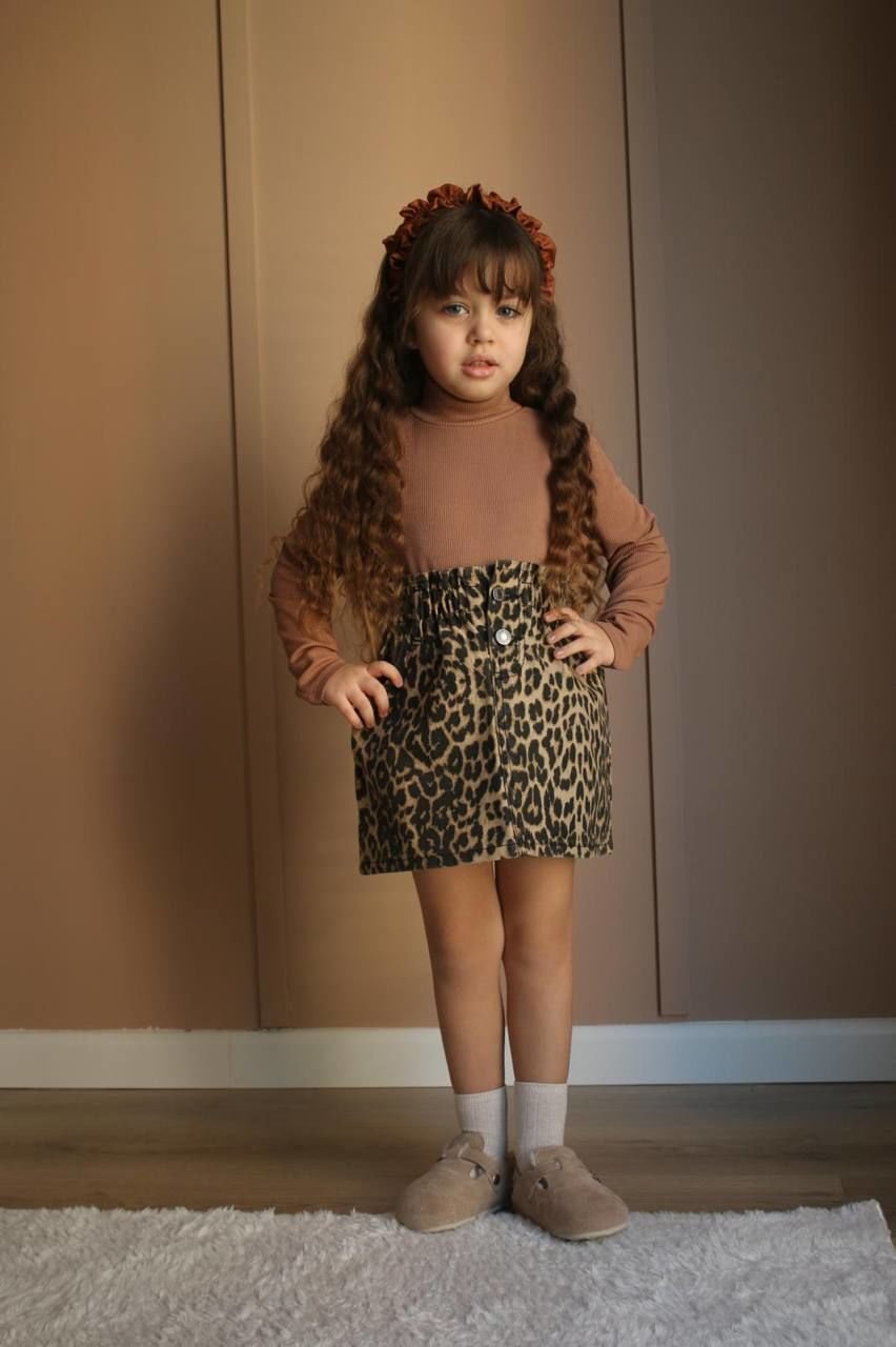 Leopar etekli takım