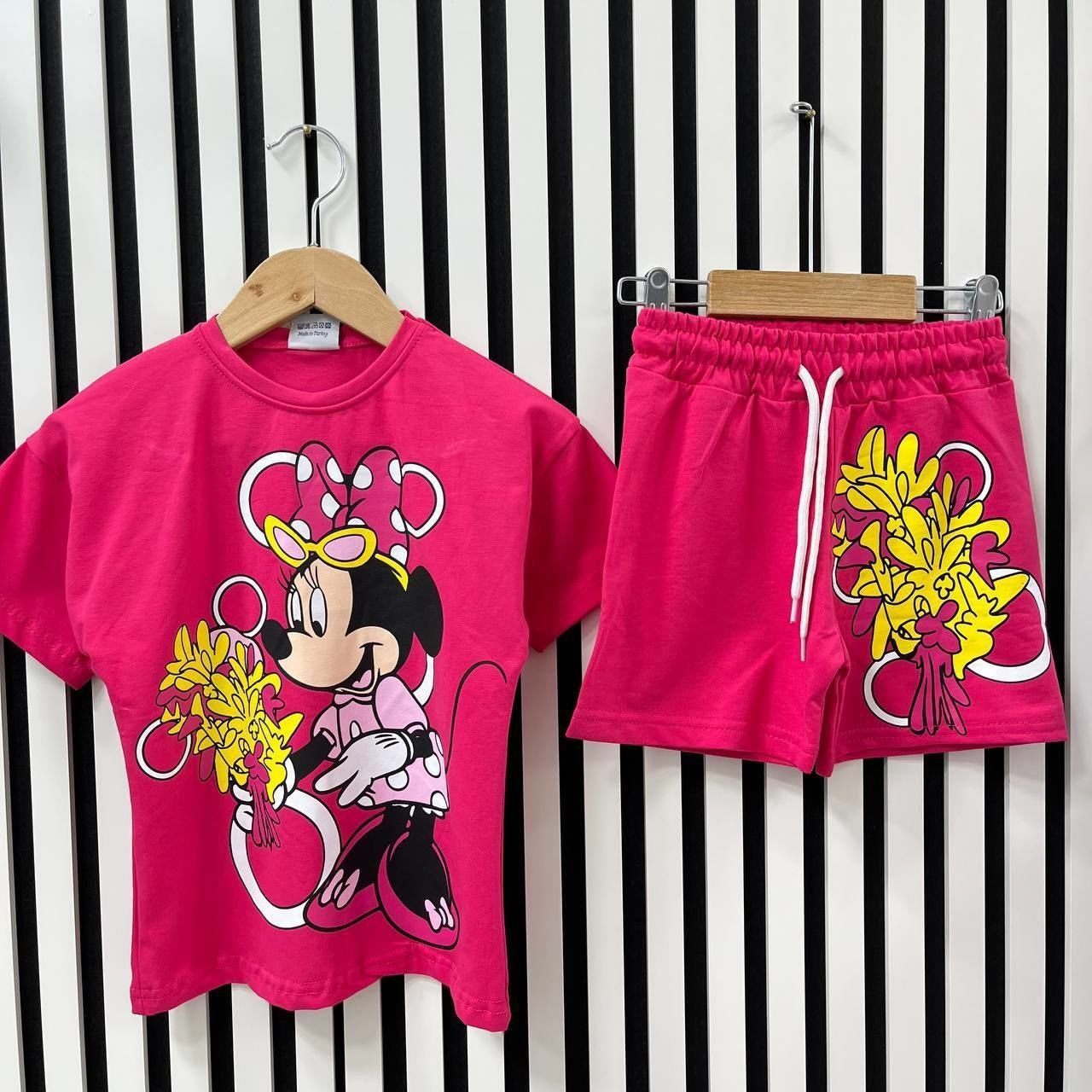 Minnie pembe