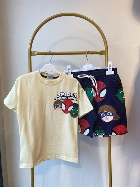 Spiderman şortlu takım