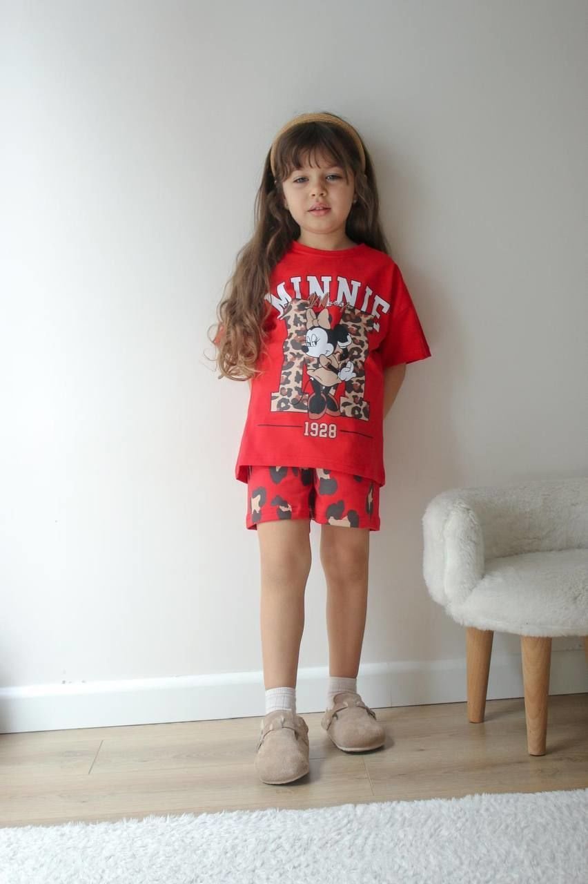 Minnie kırmızı