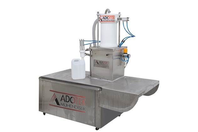 ADK 380 ECO Reçel Bal Kavanoz Dolum Kapak Etiketleme Makinası Yarıotomatik