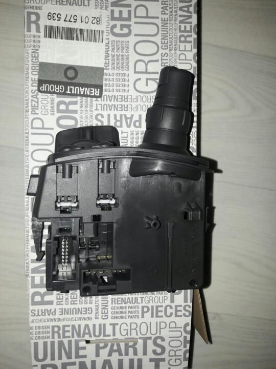 Kango 3-III Silgi Silecek Kumanda Kolu (2008-2020) 8201577539 -Renault Mais
