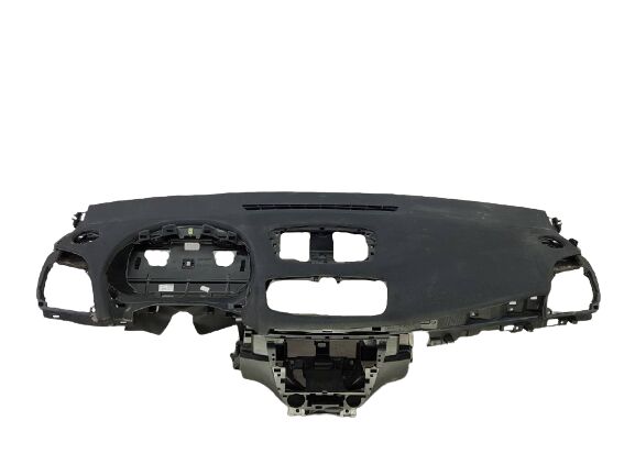 Fluence Ön Göğüs Torpido (2010-2016) 681003964R -Renault Mais