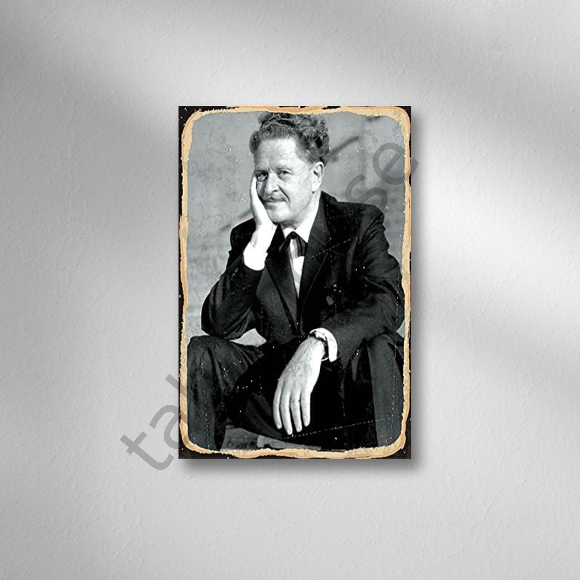 Nazım Hikmet Retro Ahşap Poster