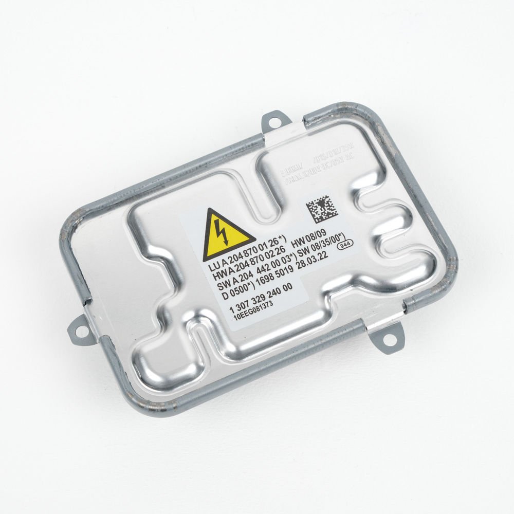 A2048700126 / 130732924000 Mercedes Benz W204 C Series Xenon Headlight Brain