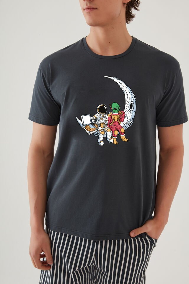 Erkek Pamuklu Füme Baskılı Cepli Şort Pijama Takımı L