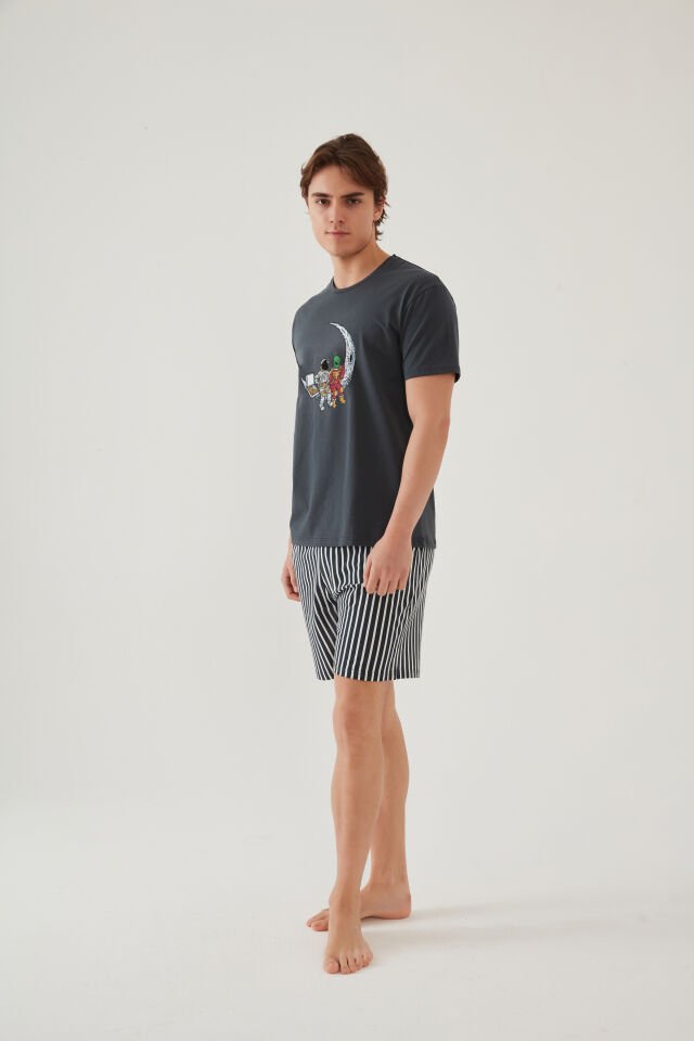 Erkek Pamuklu Füme Baskılı Cepli Şort Pijama Takımı L