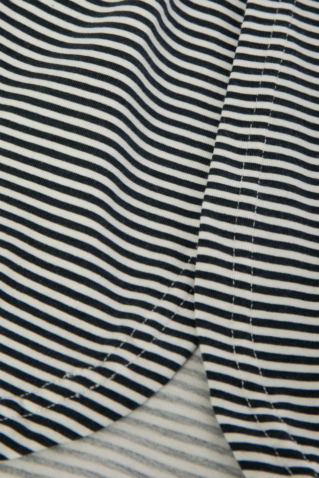 Kadın Pamuklu Yandan Yırtmaç Detaylı Çizgili Kısa Kollu Şort Takımı M - Ekru - Siyah