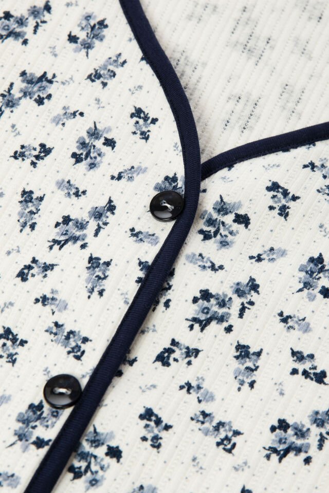 Kadın Çiçek Desenli Ajur Kaşkorse Şortlu Pijama Takımı S - Ekru - Siyah