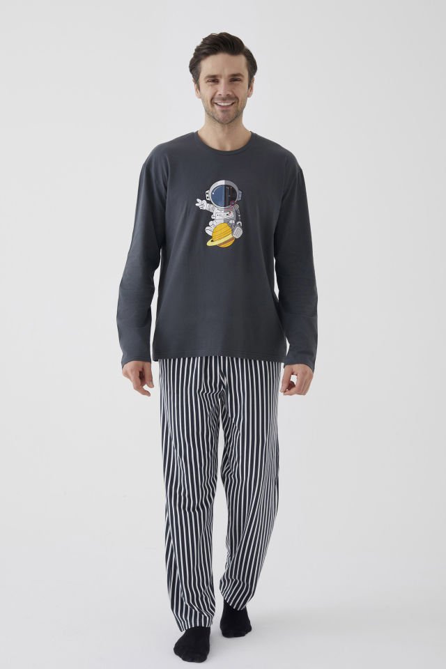 Erkek Pamuklu Uzun Kollu Üst Astronot Baskılı Alt Çizgili Pijama Takımı Gri - Beyaz - 2XL