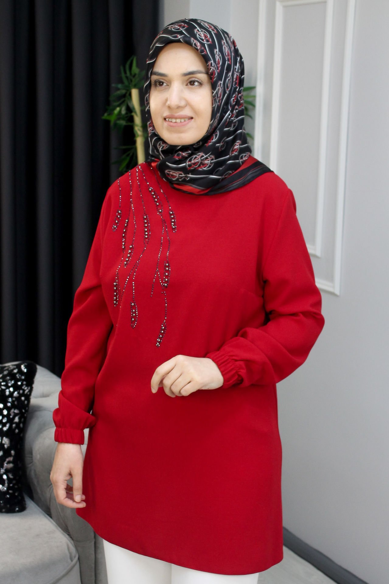 ÖZ KONAR Krep Kumaş Omuzdan Taş Detaylı Tunik YEŞİL - 48