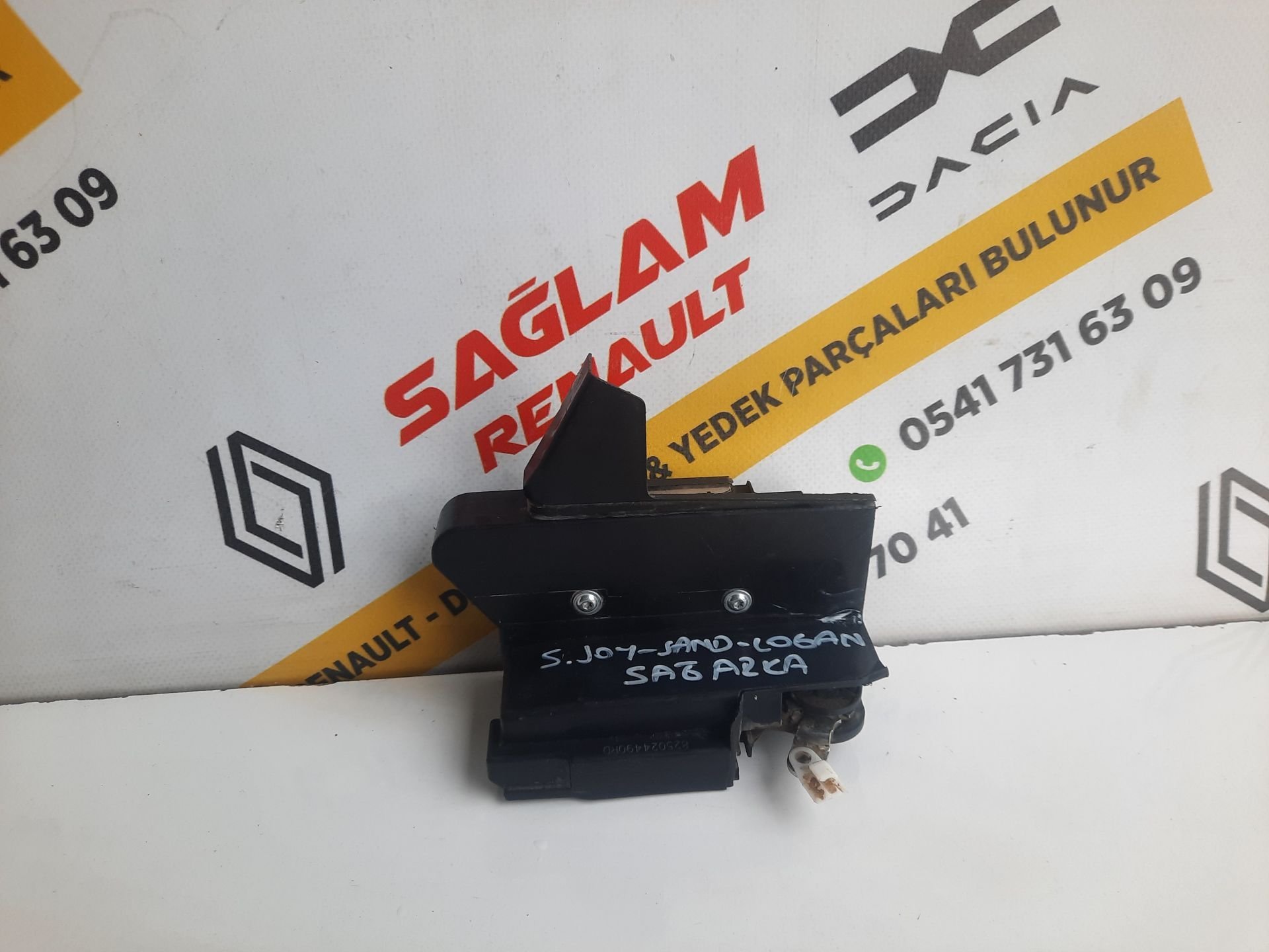 Symbol Joy Sandero Orijinal Çıkma Sağ Arka Kapı Kilidi 825024490RD