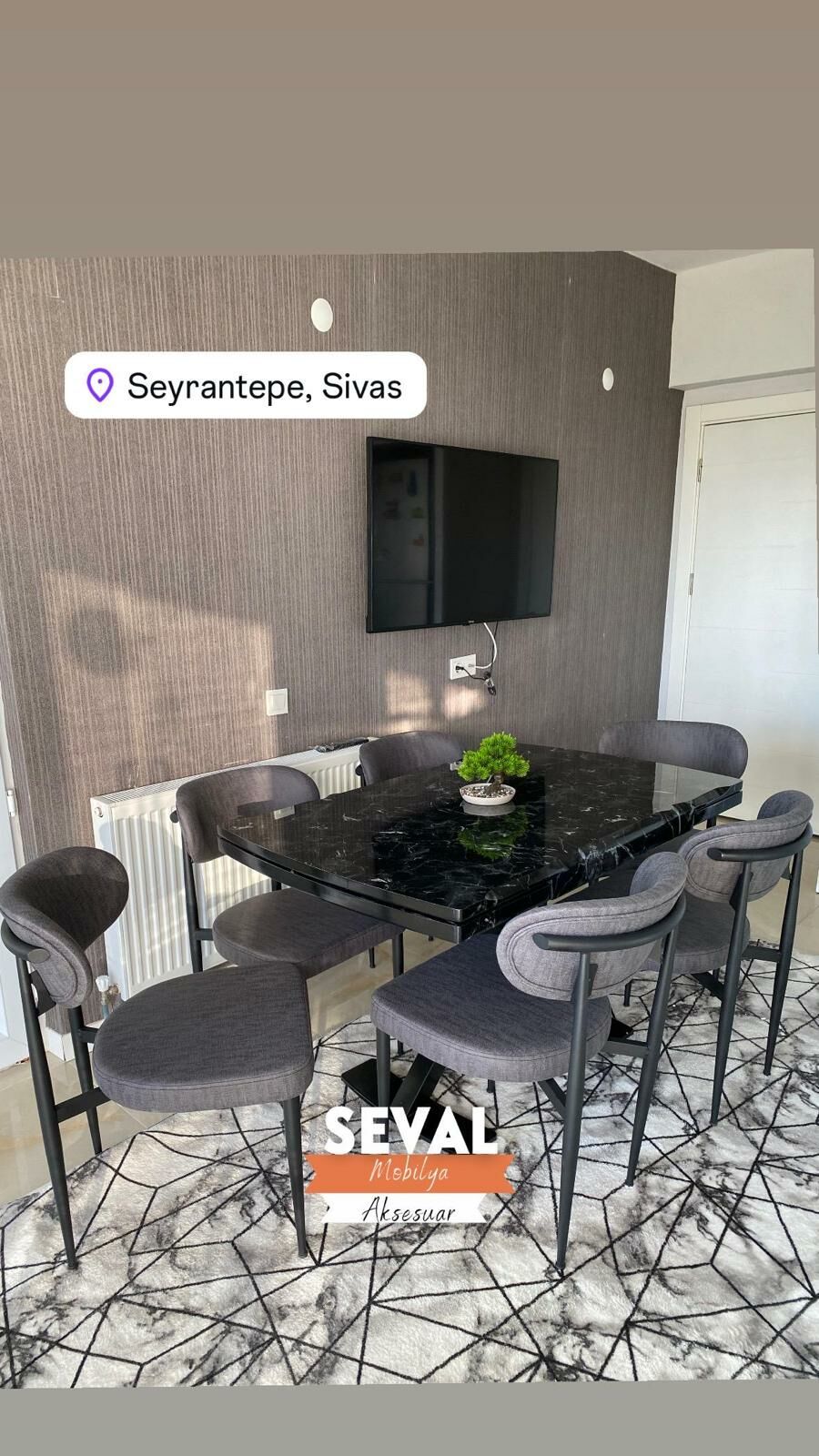 Siyah Mermer Kütük Açılır Masa + Roza Sandalye Takımı