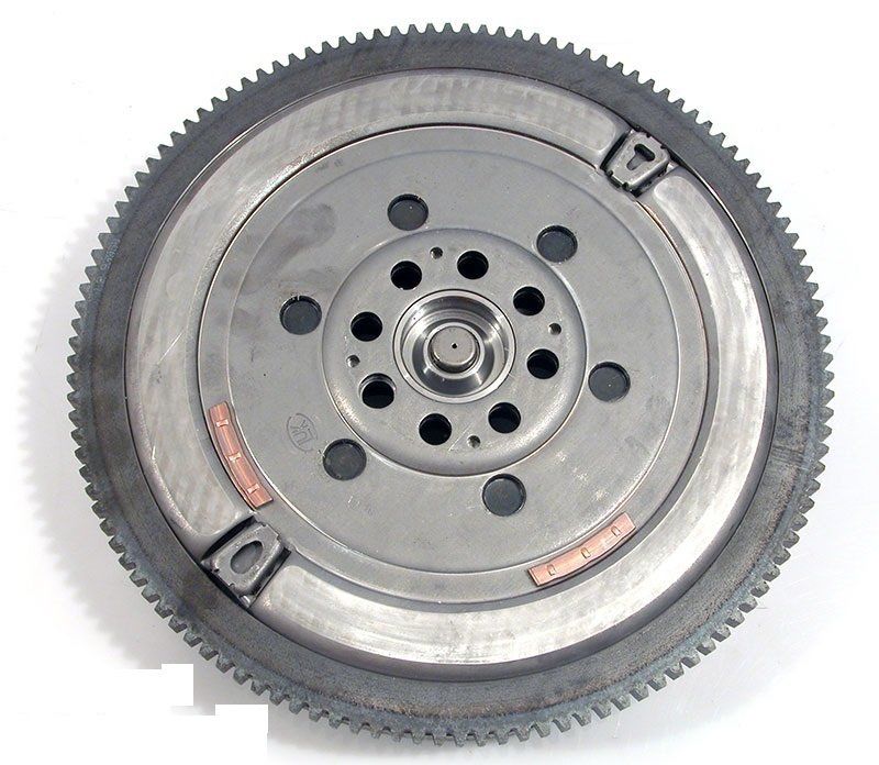 Bmw 5 Serisi E60 Kasa 530d M57N Motor Volant LUK Marka