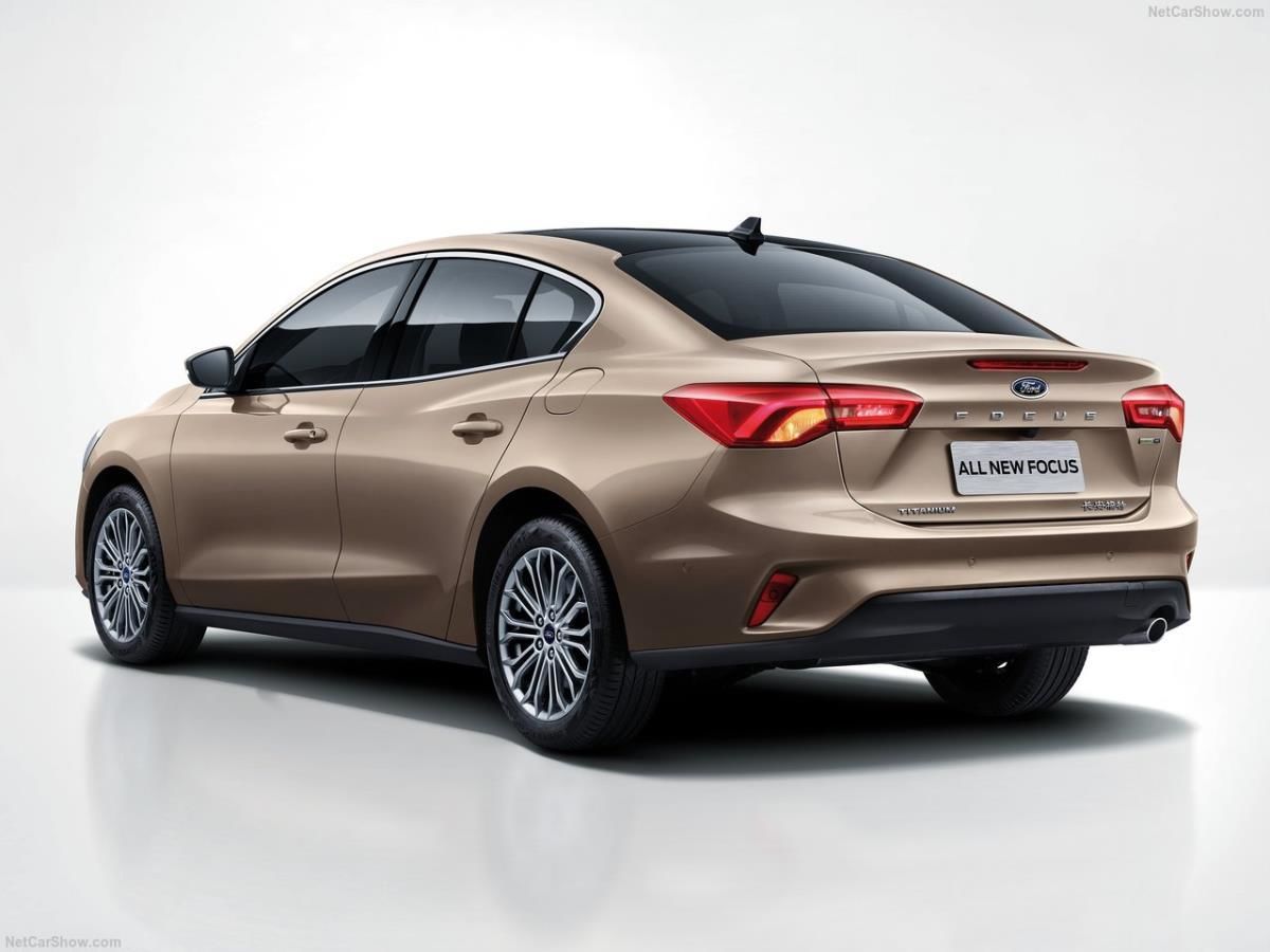 Ford Focus 2018- Sol Dış Stop Lambası Sedan Ford Orjinal
