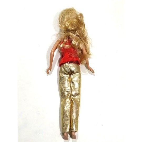 Mattel 2001 Barbie bebek - Oyuncak