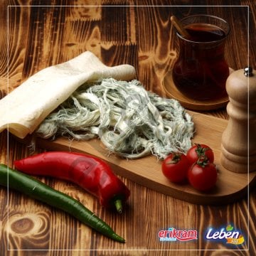 Erzurum Kerti Peynir 900 Gr.(Göğermiş peynir,KÜFLÜ PEYNİR,YEŞİL PEYNİR)