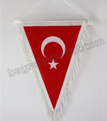Üçgen Türk Bayrağı