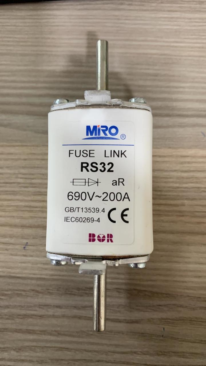 Miro Fuse Rs32 690v 200a Hızlı Hareketli