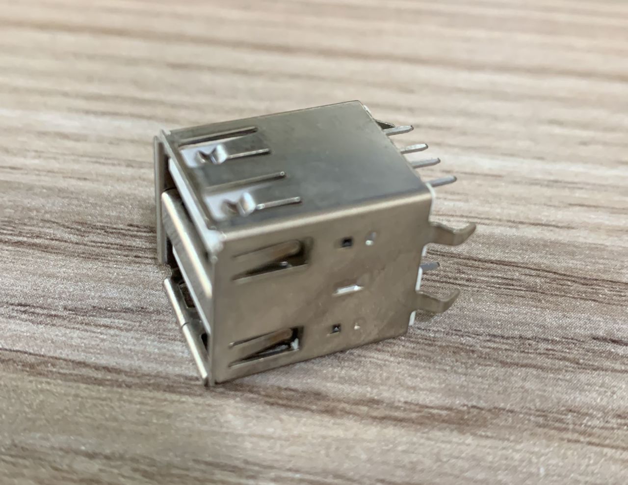 USB Dişi Konnektör 2'li Bitişik 180 Derece