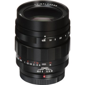 Voigtlander Nokton F0.95/42.5mm Lens