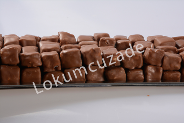 Fıstıklı Çikolata Kaplı Lokum 250 Gr