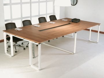 Solid Toplantı Masası