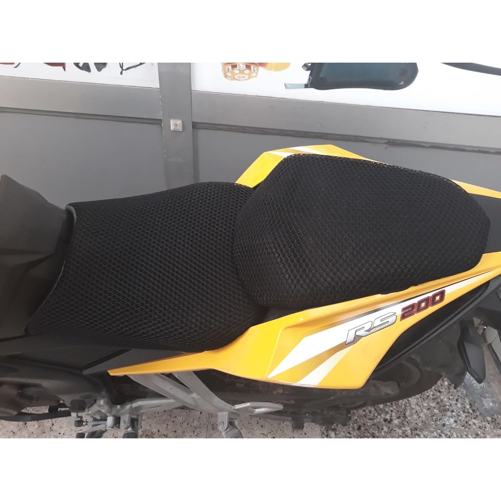 BAJAJ PULSAR RS200 FİLELİ 3 D SELE KILIFI