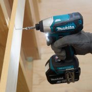 Makita  DTD155RFE Darbeli Vidalama  18 Volt-3,0 Ah.