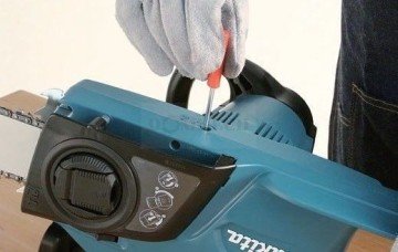 Makita UC4041A Elektrikli Ağaç Kesme Makinası 1.800W