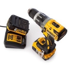 DeWalt DCD796P2 Çift Akülü Darbeli Kömürsüz Vidalama 18V 5.0Ah