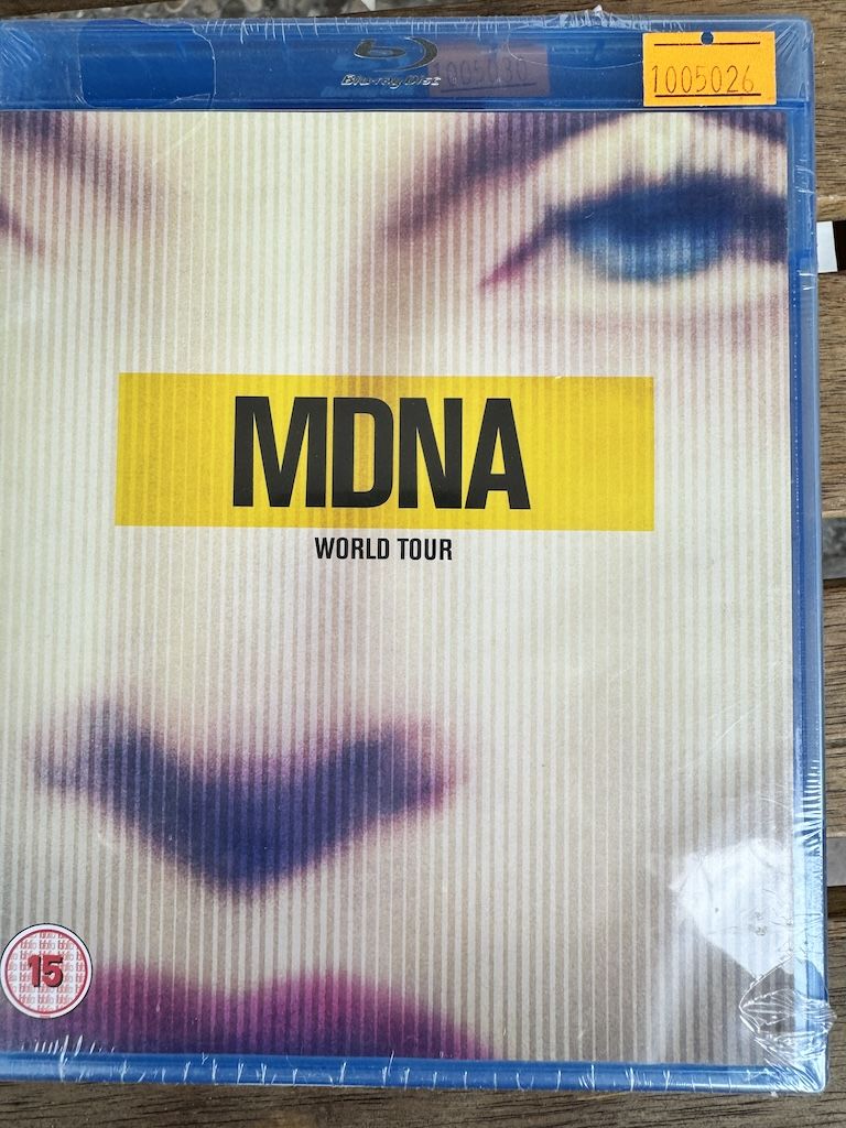BLU RAY - MADONNA - MDNA WORLD TOUR