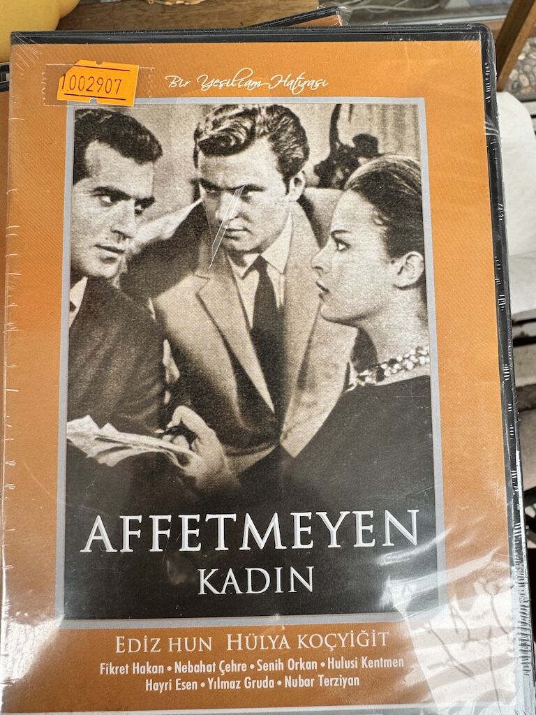 AFFETMEYEN KADIN - DVD