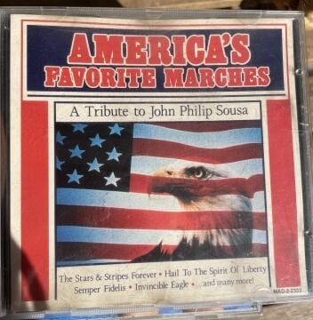 AMERICA'S FAVORITE MARCHES - CD
