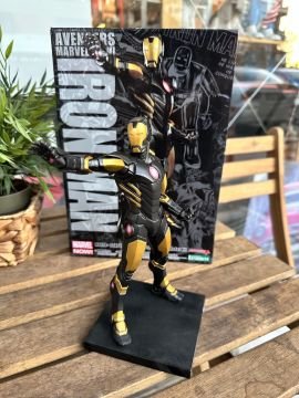 MARVEL - AVENGERS IRON MAN ARTFX STATUE FIGURE 1/10