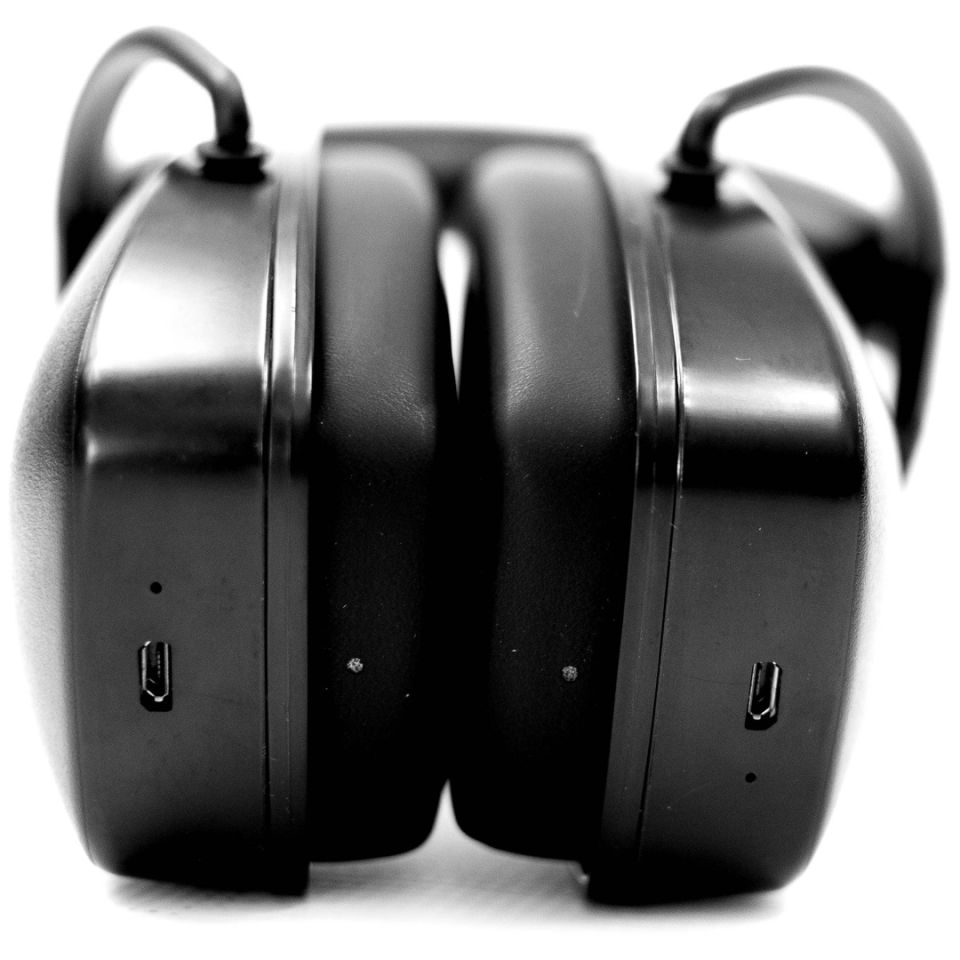 EXTW37 Pro Isolating Bluetooth Headphones