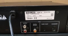 TASCAM CD-X1700