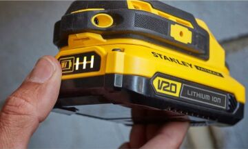 Stanley SCD718D2K 18V 2.0AH V20 Çift Akülü Darbeli Matkap