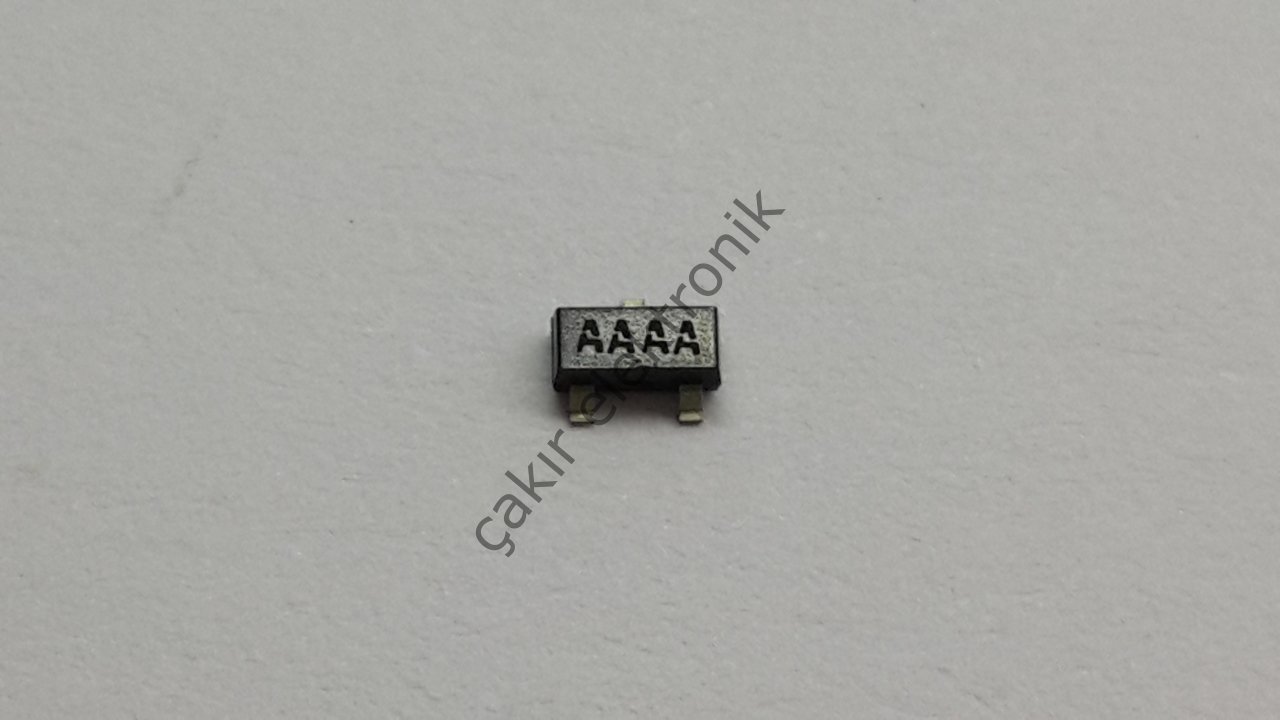 MAX809L - MAX809 -  AAAA - SOT23 - Microprocessor Reset Circuits