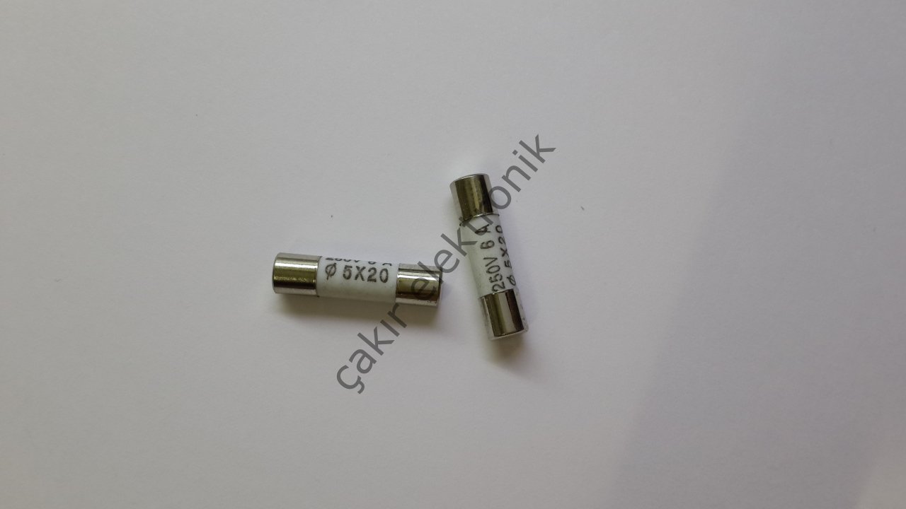 PORSELEN SERAMİK SİGORTA 5X20MM 8A.