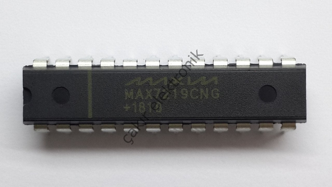 MAX7219CNG  MAX7219 - Serially Interfaced, 8-Digit LED Display Drivers