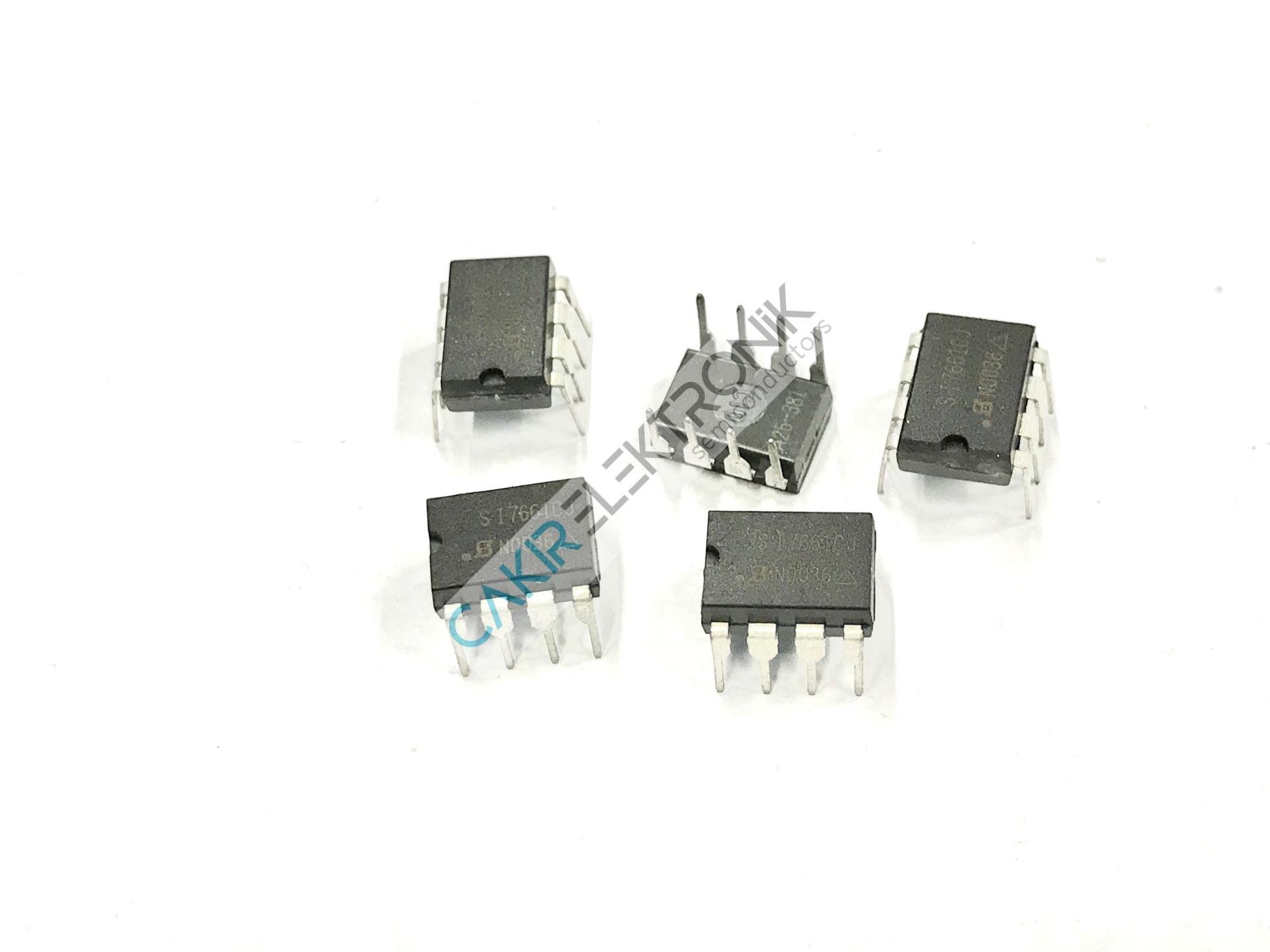 SI7661CJ - SI7661 - Charge Pumps CMOS Voltage Converter