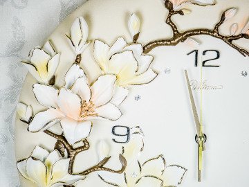 Regal 1012W Ultıma Kabartma Çiçek Desenli 40Cm dekoratif duvar saati