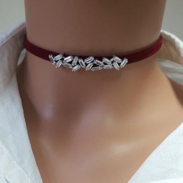 925K Gümüş Bordo Deri Baget Taşlı Choker Kolye