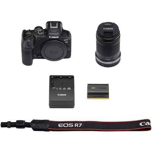 Canon EOS R7 18-150mm Lensli Kit