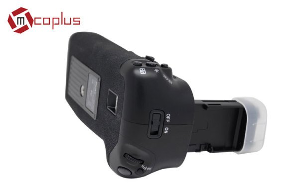 Mcoplus Battery Grip (Canon 5D Mark III)