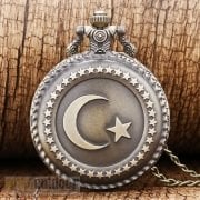Köstekli Saat Türk Bayrağı