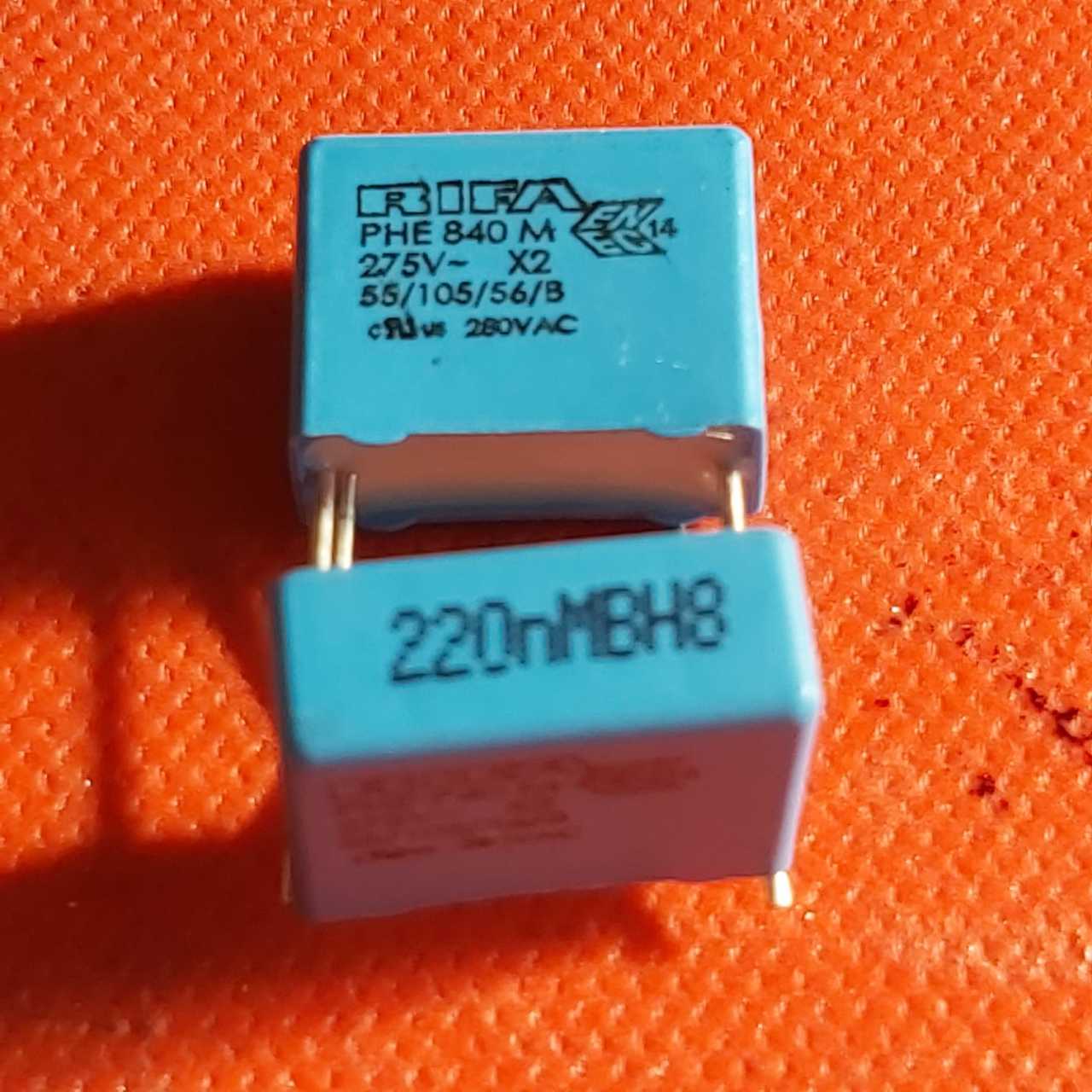 0.22uF (220nf 275v) 275V X2  Kondansatör Kutupsuz Pin aralığı 15mm (rıfa)