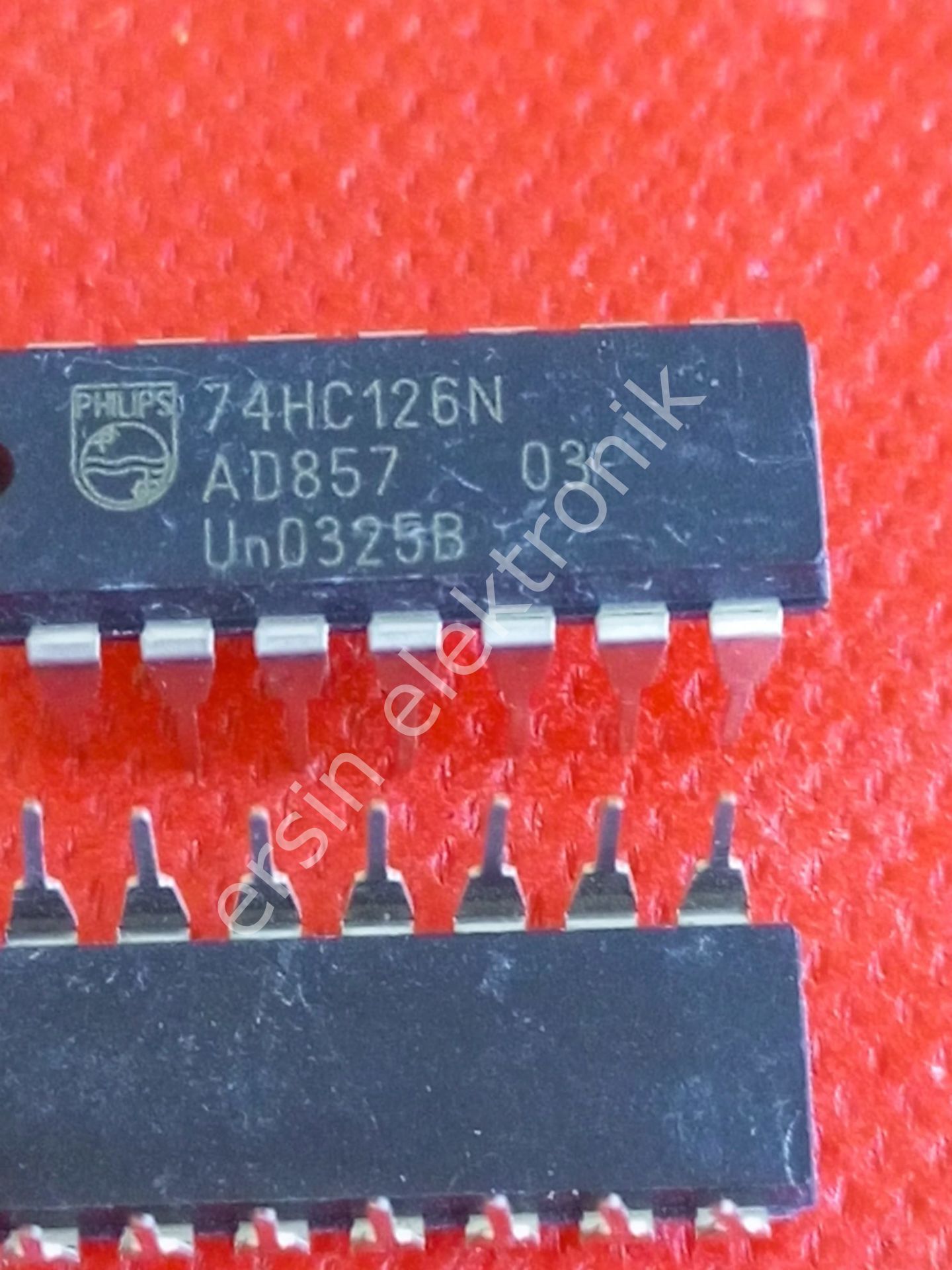 74HC126N Quad buffer/line driver; 3-state